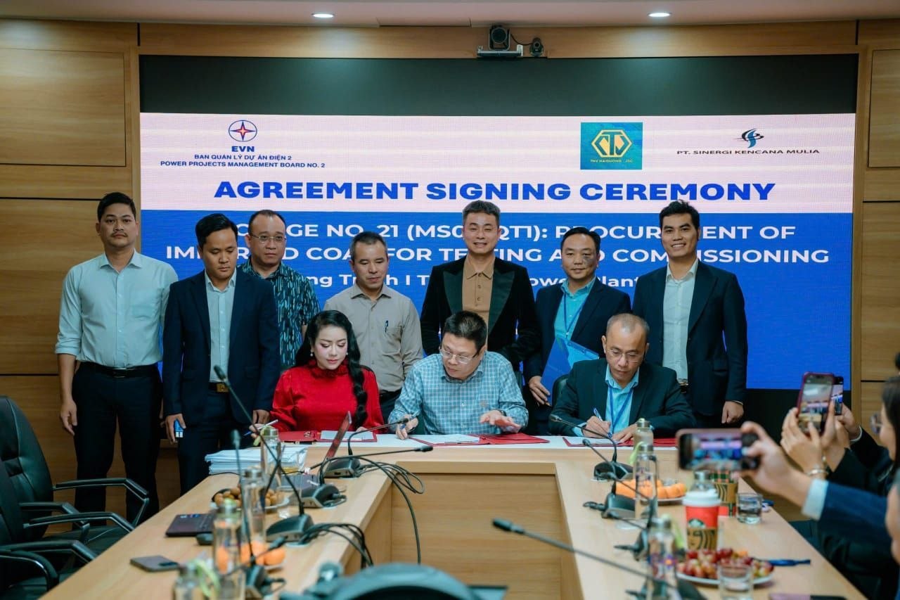 Signing Ceremony Group